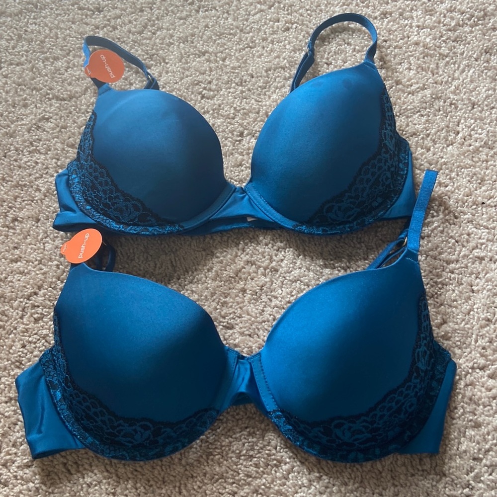 NWT Set of Two Blue and Black Lace Push Up Bras